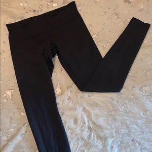 Lululemon Wunder Under full length size 12